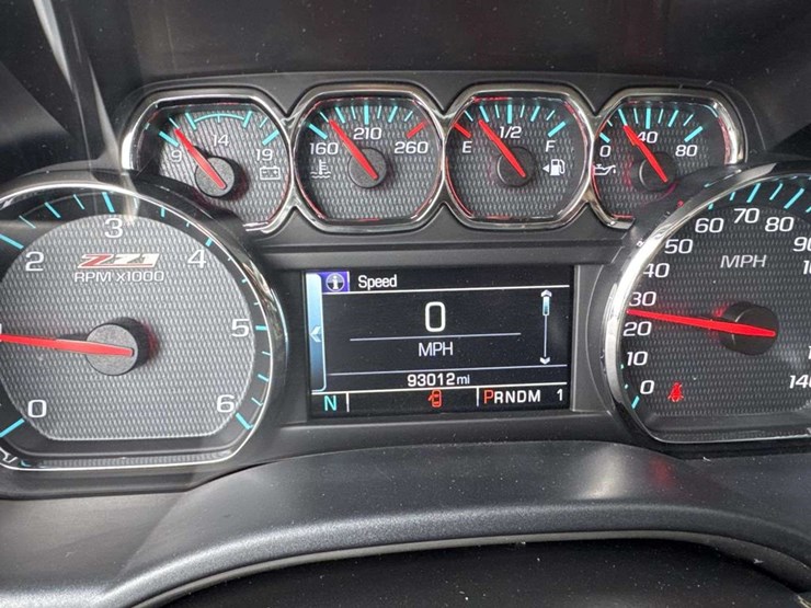 2016-chevrolet-silverado-2500hd-lt-image-20