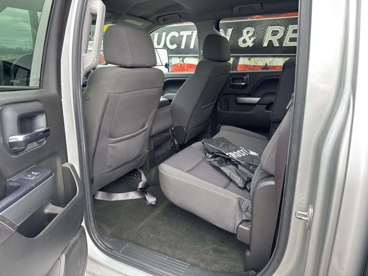 2017-chevrolet-silverado-1500-image-15