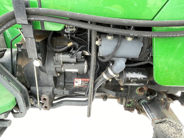 2001-john-deere-5205-image-13