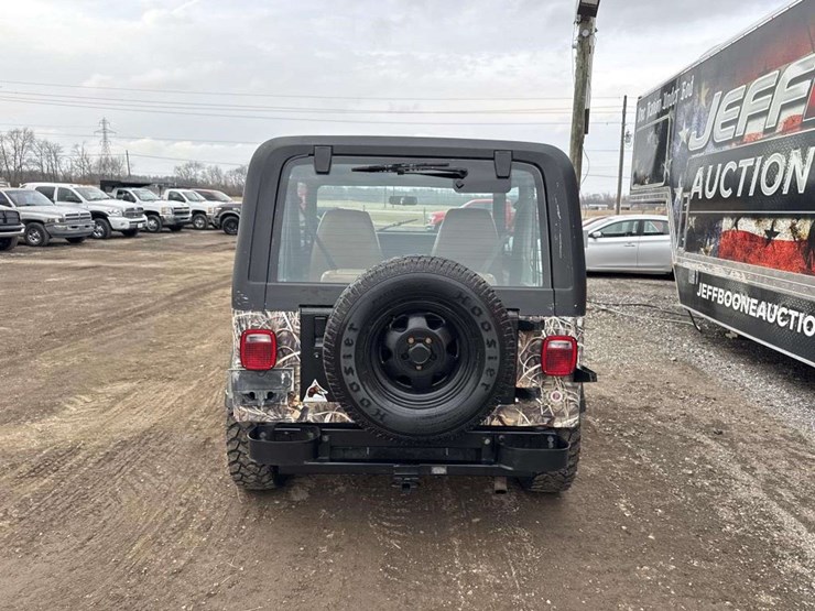 1992-jeep-wrangler-image-4