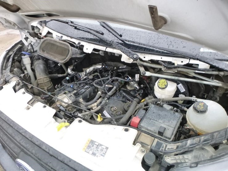 2020-ford-transit-image-23