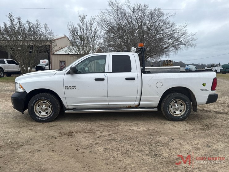 2015-dodge-1500-image-5