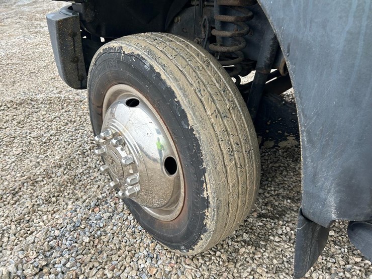 2016-ford-f450-image-14