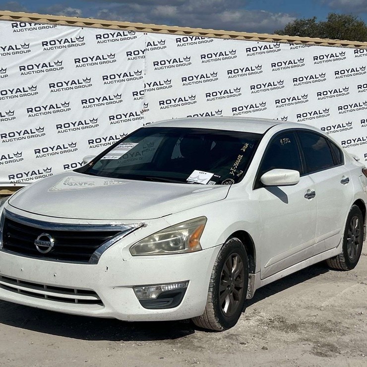 2015 Nisan Altima S Sedan