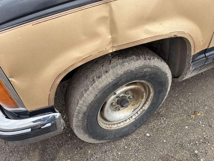 1988-gmc-2500-image-7