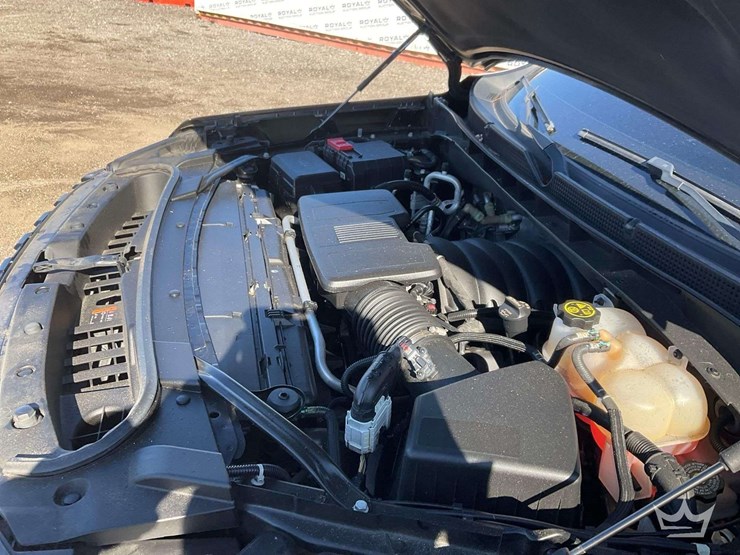 2024-gmc-yukon-denali-image-9