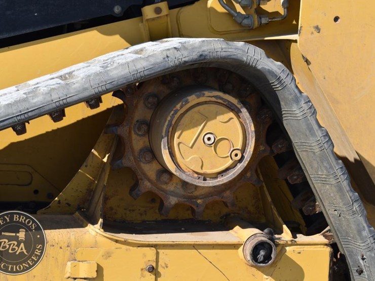 2019-caterpillar-249d3-image-33