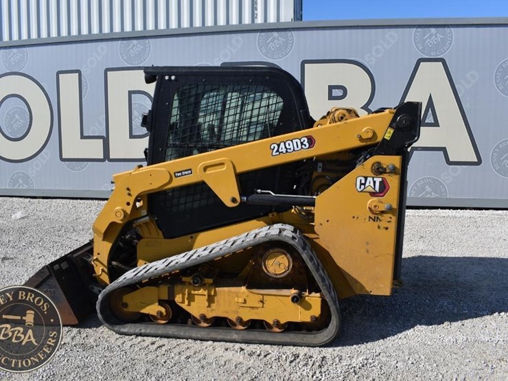 2019-caterpillar-249d3-image-9