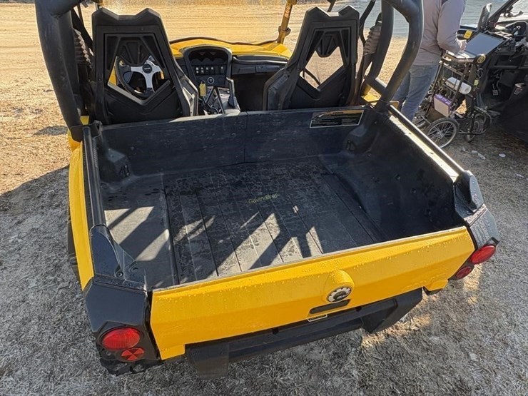 2015-cfmoto-commander-xt-utv-image-6