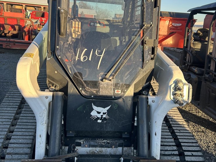 2022-bobcat-t76-image-7