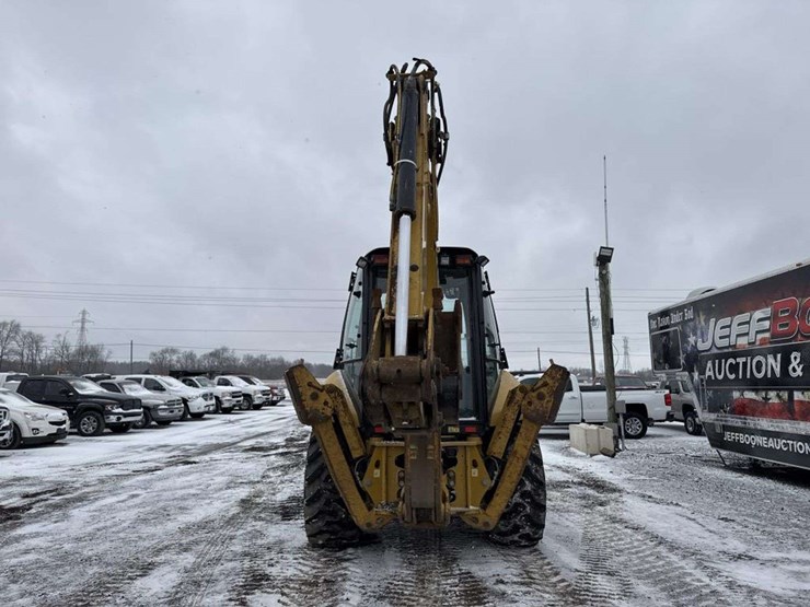 2013-caterpillar-420-image-4