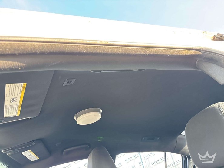 2018-dodge-charger-image-15