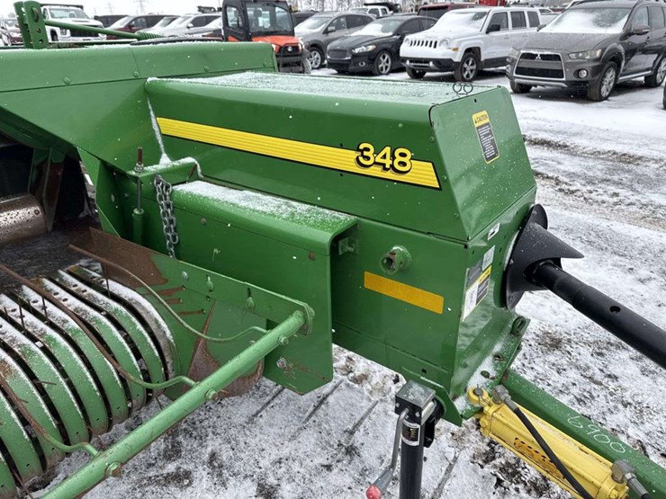 john-deere-348-image-11
