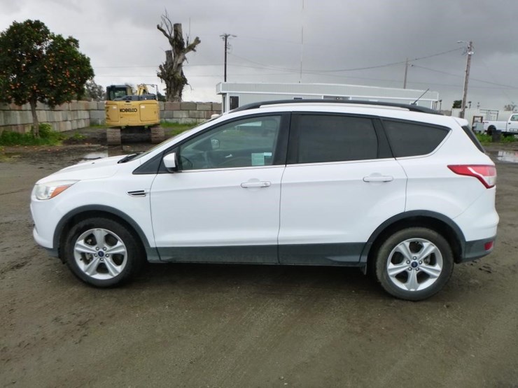2016-ford-escape-image-5