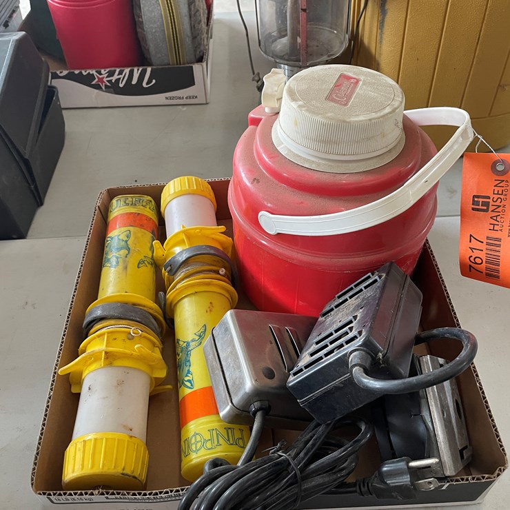 #7617 • (2) Blue Fox Weighted Markers