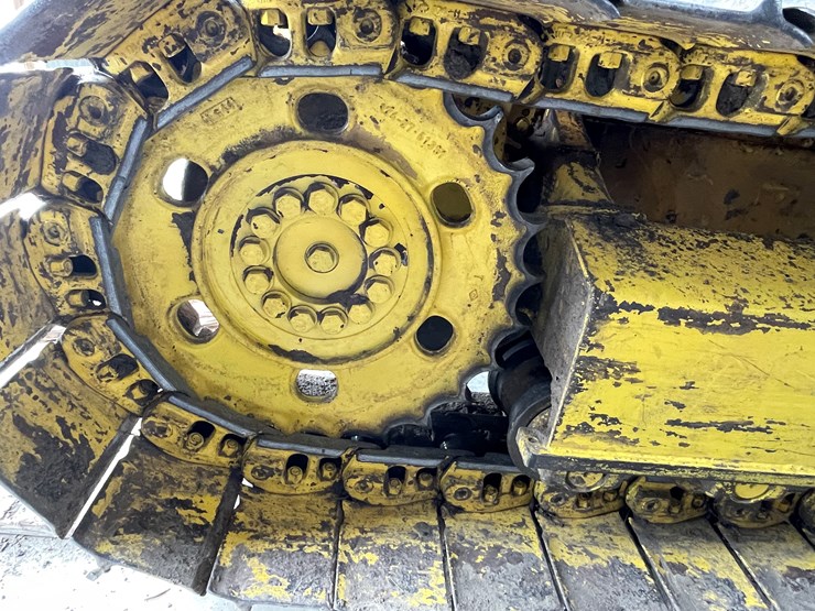 komatsu-d41e-image-11