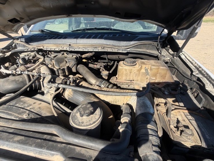 2018-ford-f550-image-56