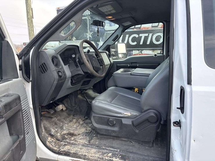 2016-ford-f350-image-13