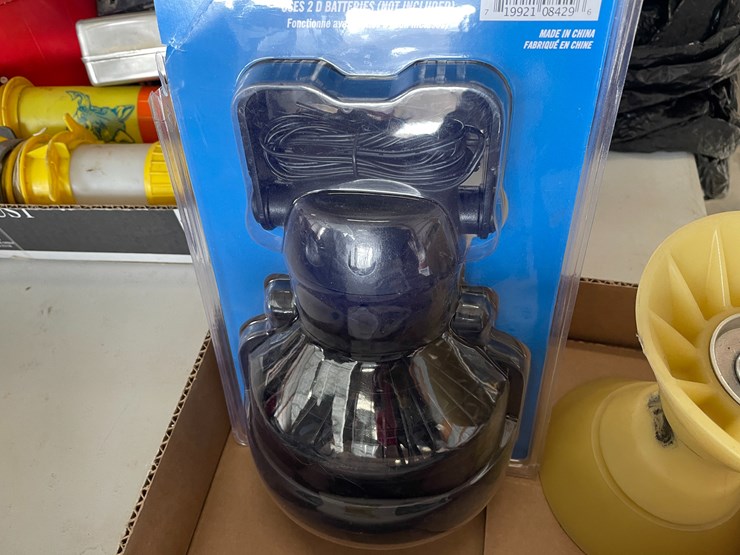 #7615-•-plano-livewell-system-image-5