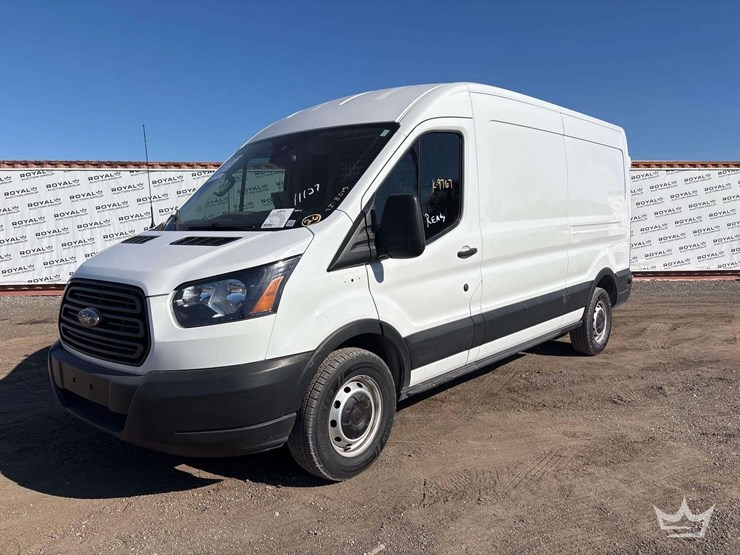 2019-ford-transit-image-1