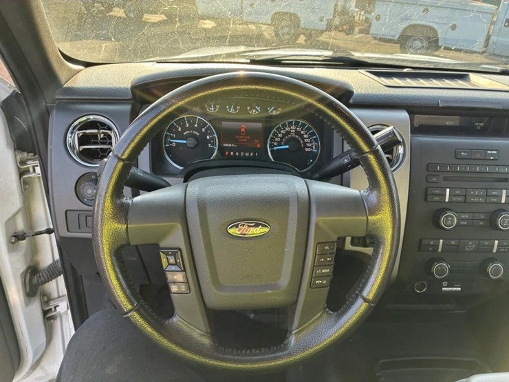 2011-ford-f150-image-13