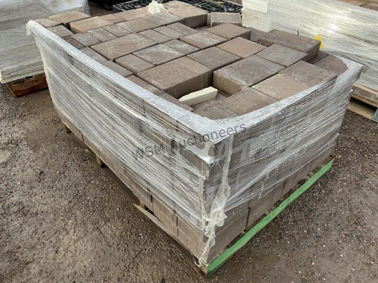 pallet-of-stone-pavers-image-4