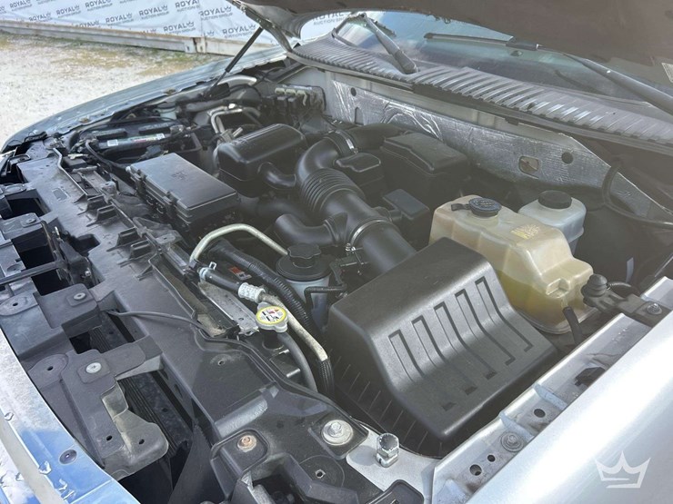 2011-ford-expedition-image-8