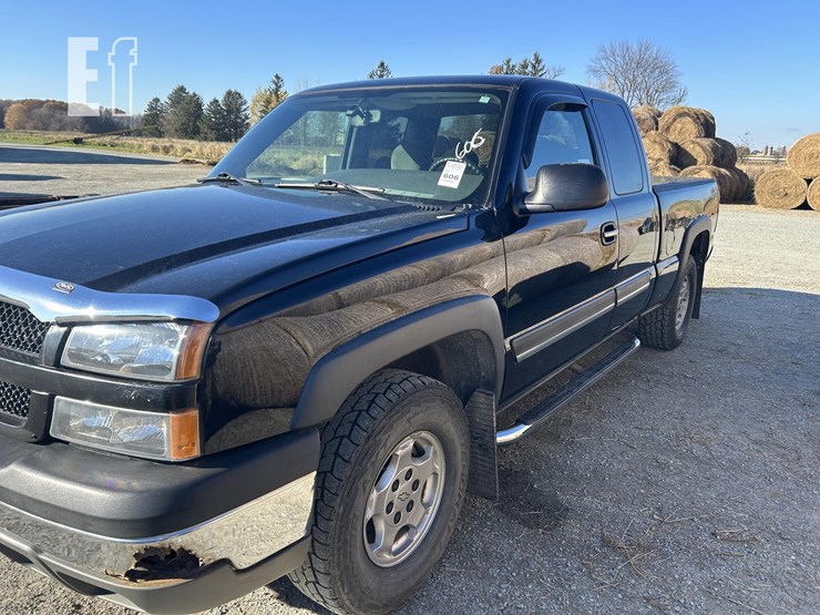 2004-chevrolet-silverado-1500-image-3