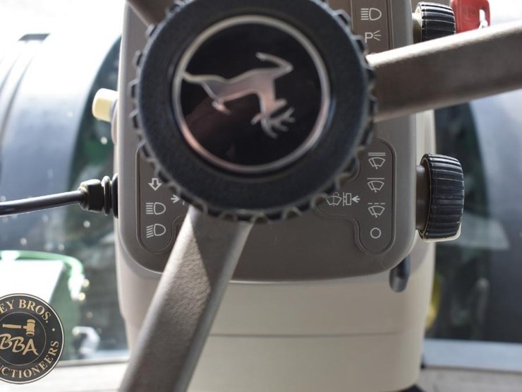 2014-john-deere-8345r-image-54