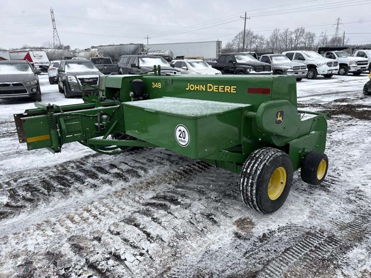 john-deere-348-image-4