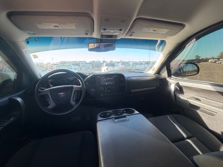 2012-chevrolet-k1500-image-31