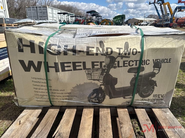 two-wheel-electric-vehicle-image-1