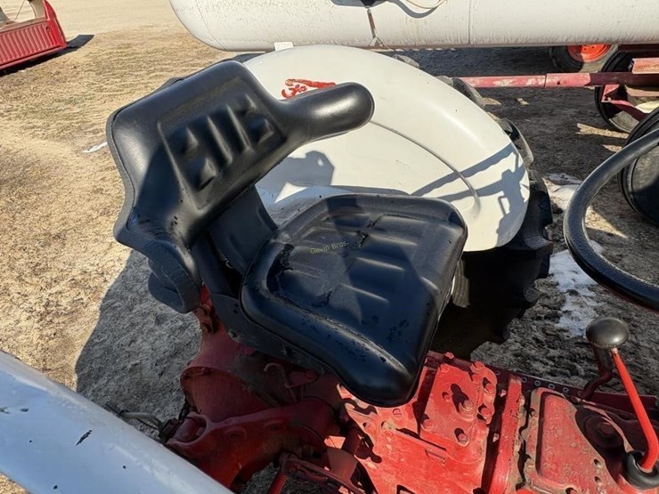 1950-ford-600-image-6