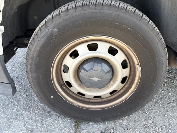 2011-chevrolet-colorado-image-23