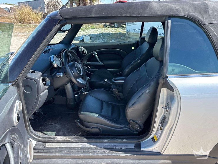 2006-mini-cooper-convertible-coupe-image-15