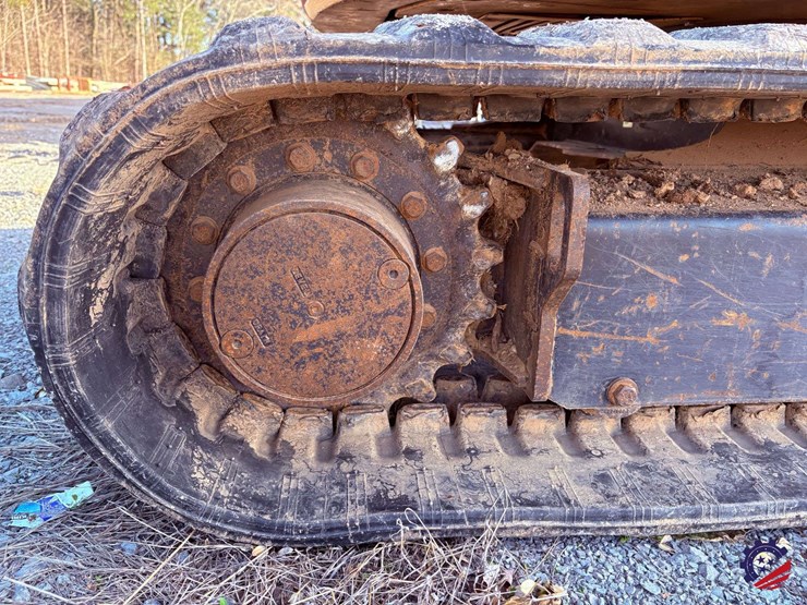 2016-cat-305e2-mini-excavator-image-39