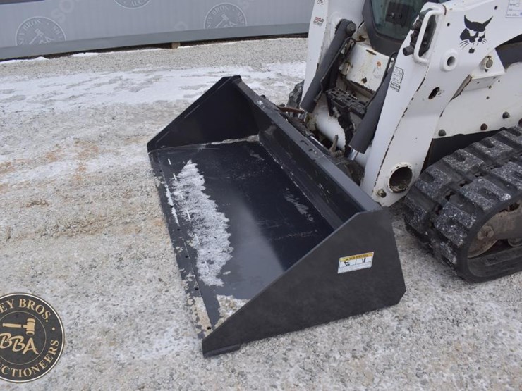 2021-bobcat-t870-image-74