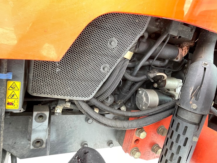 kubota-m8540-image-31