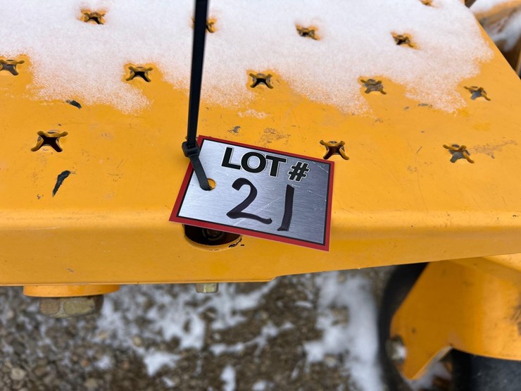 cub-cadet-pro-z-500-mower-image-3