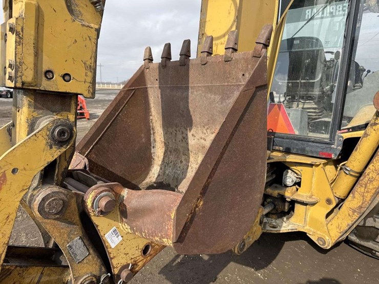 caterpillar-426c-image-20