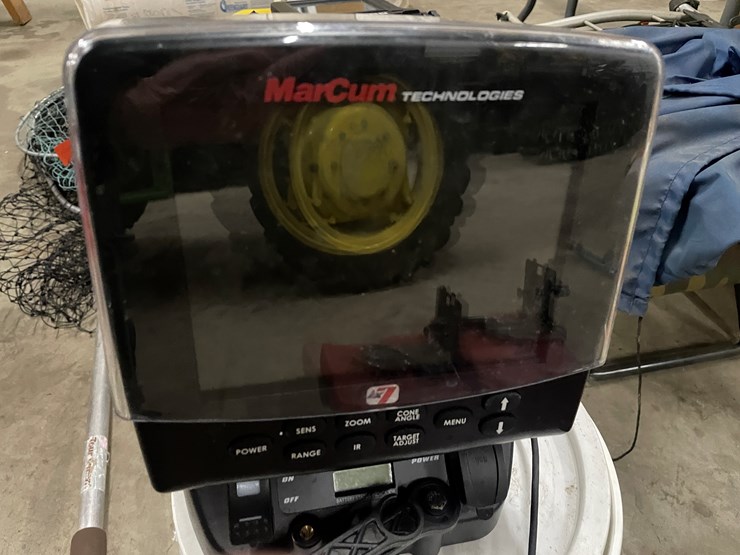 #7631-•-marcum-technologies-fish-finder-image-6