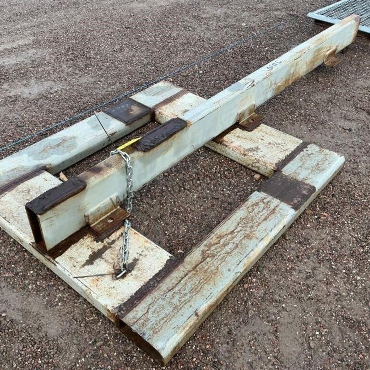 FORKLIFT PICKING BOOM