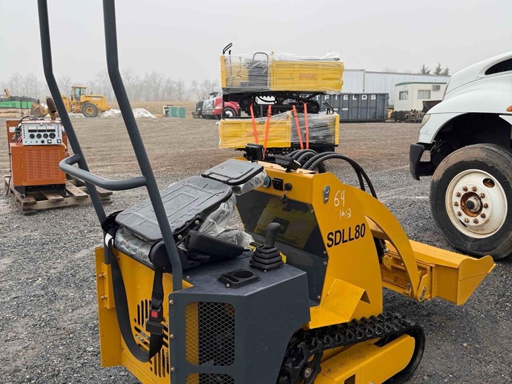 new-sdll80-mini-track-loader-image-3