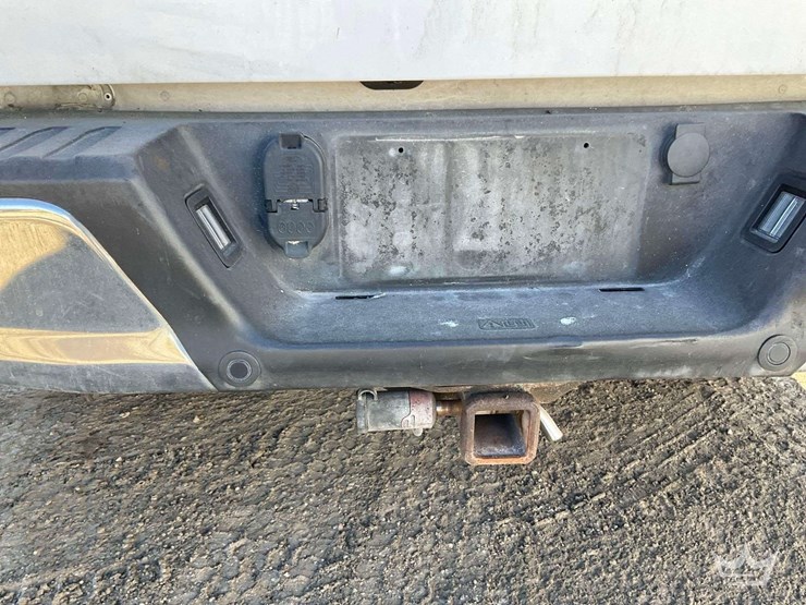 2020-ford-f150-image-11