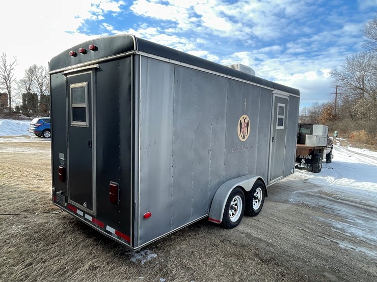 1999-united-expressline-image-5