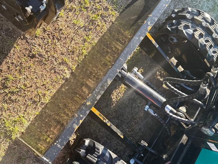 new/unused-findustry-h115r-mini-excavator-image-6