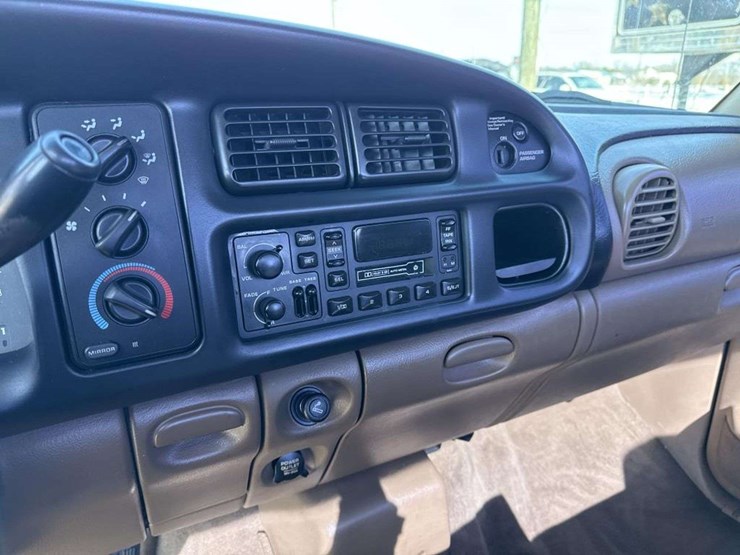 1999-dodge-ram-1500-laramie-slt-image-18