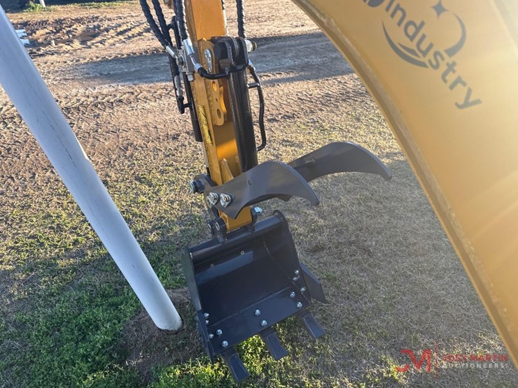 new/unused-findustry-qk20r-mini-excavator-image-6