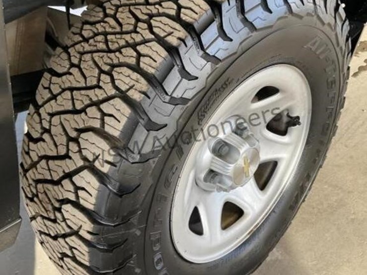 2018-chevrolet-silverado-1500-image-8