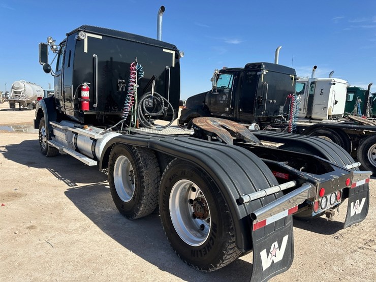 2015-western-star-4900-image-6